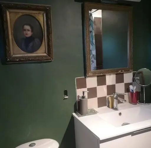 Дом отдыха Au Coeur De Mortagne, Un Balcon Sur Le Perche *