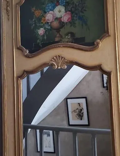 Au Coeur De Mortagne, Un Balcon Sur Le Perche Дом отдыха