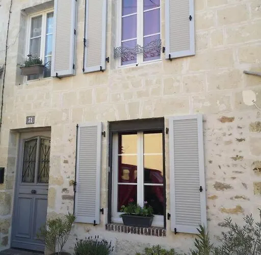 Au Coeur De Mortagne, Un Balcon Sur Le Perche *