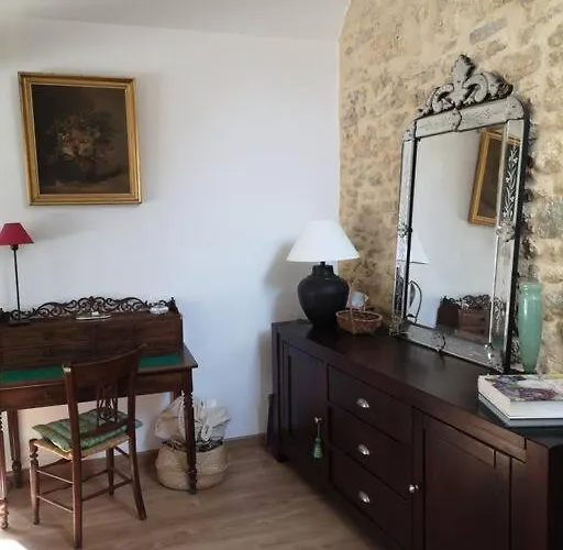 Дом отдыха Au Coeur De Mortagne, Un Balcon Sur Le Perche Мортань-о-Перш